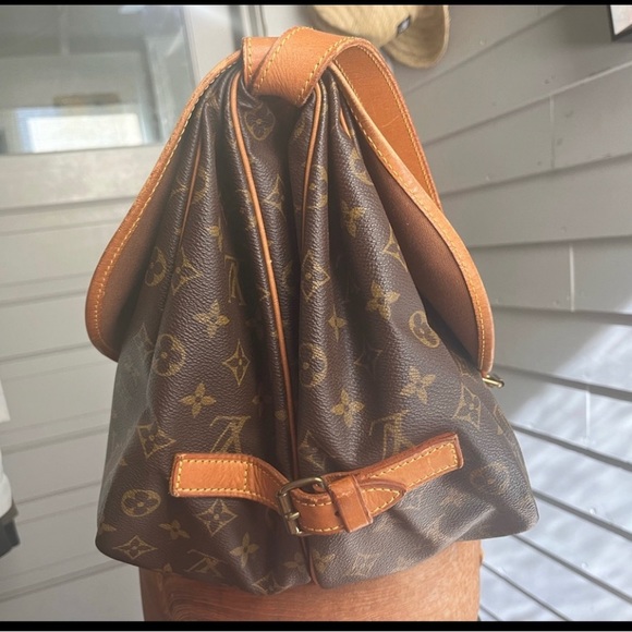 Louis Vuitton Saumur 35 - Picture 14 of 15